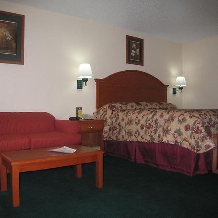 Americas Best Value Inn Lubbock East Cameră foto
